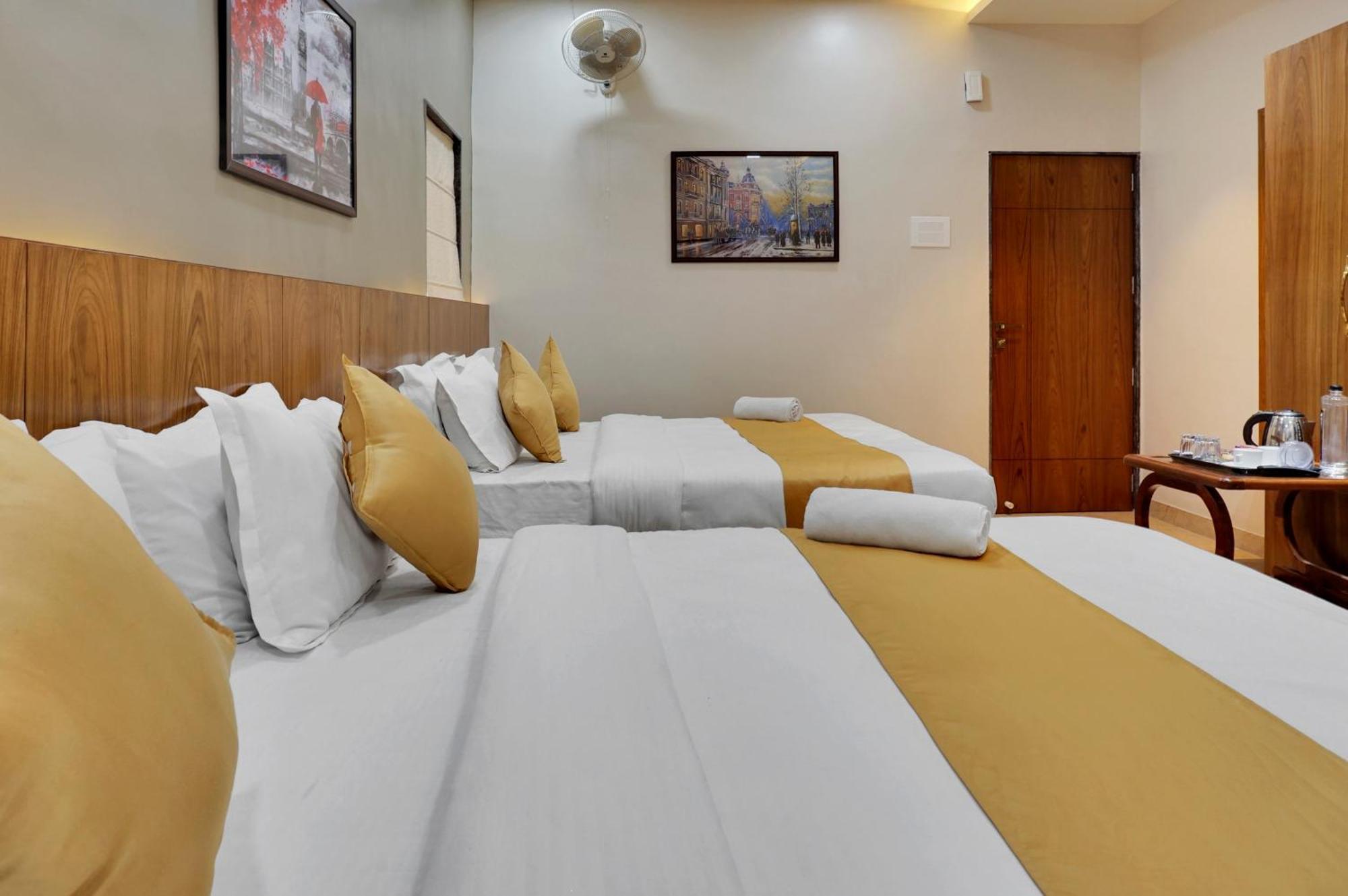 Hotel Sayba Executive Pune Eksteriør bilde
