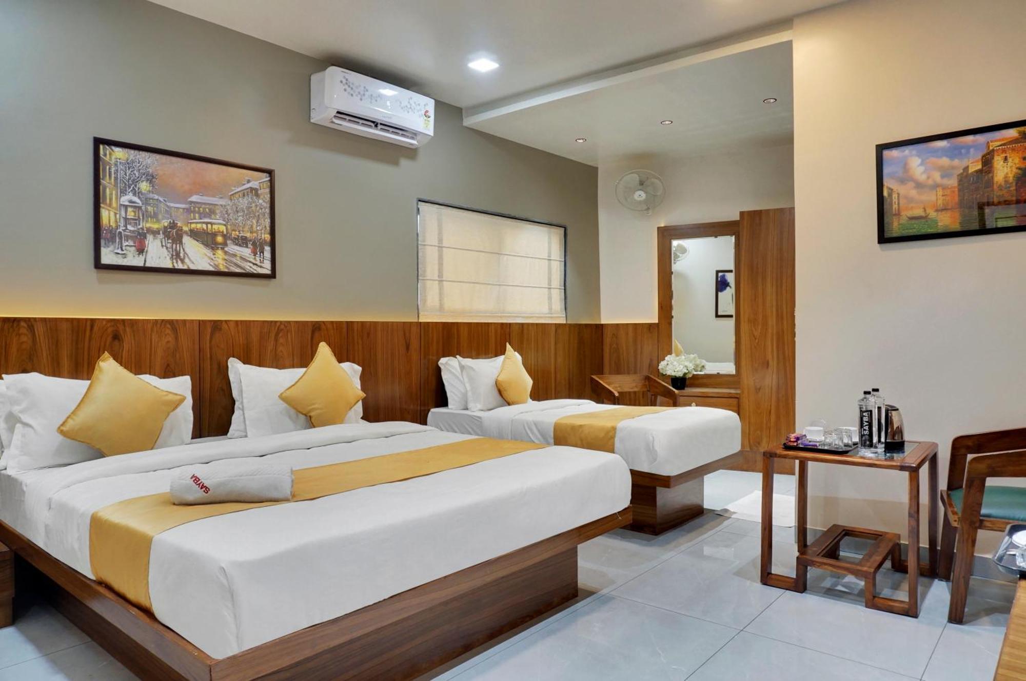 Hotel Sayba Executive Pune Eksteriør bilde