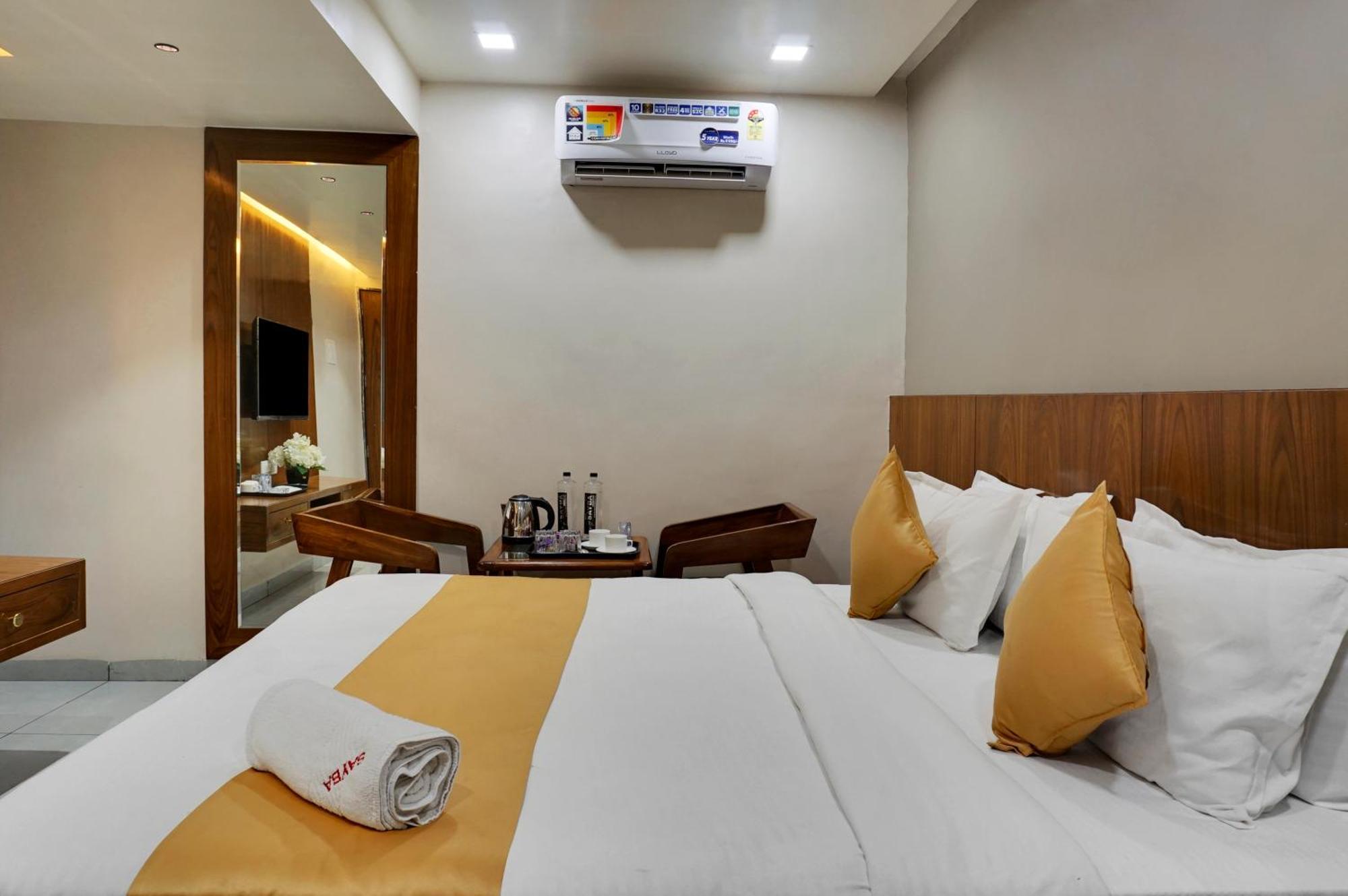 Hotel Sayba Executive Pune Eksteriør bilde